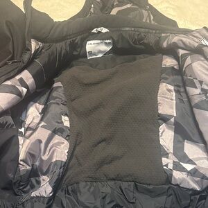 Salomon Geometric Black and Gray Jacket